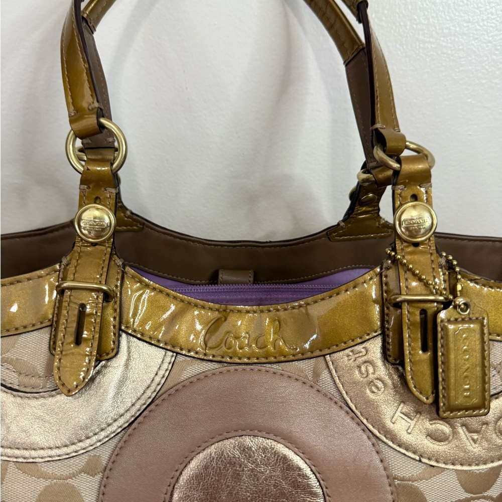 Coach “Carly” patchwork Metallic Gold and Silver Circle Tote bag - Picture 4 of 15